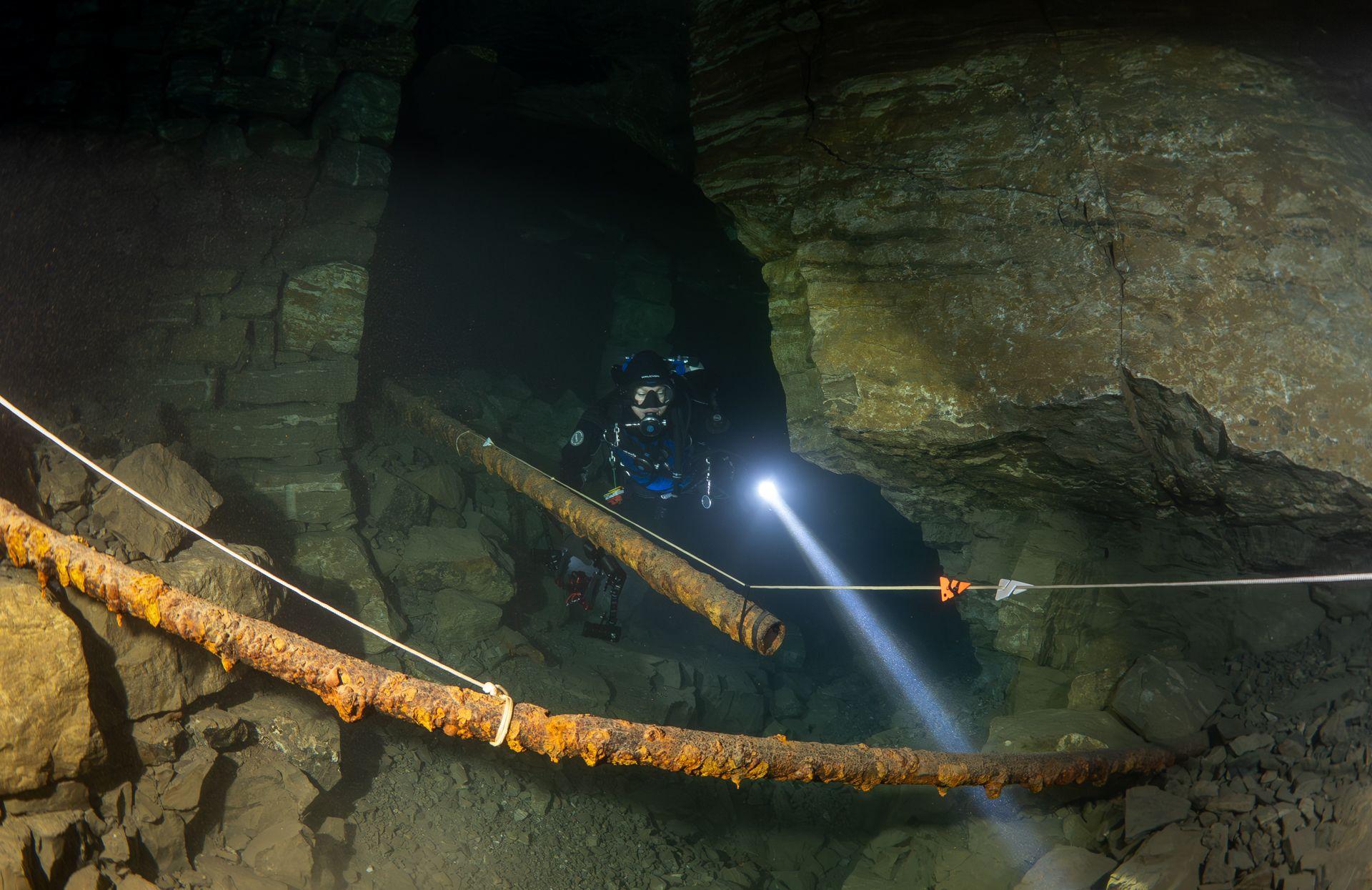 diving holme bank chert mine